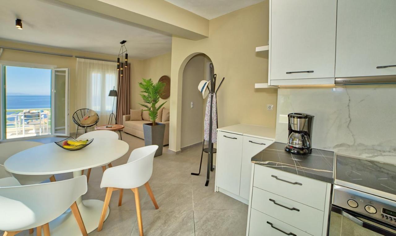 Corali Suites Andros Batsíon Exteriér fotografie
