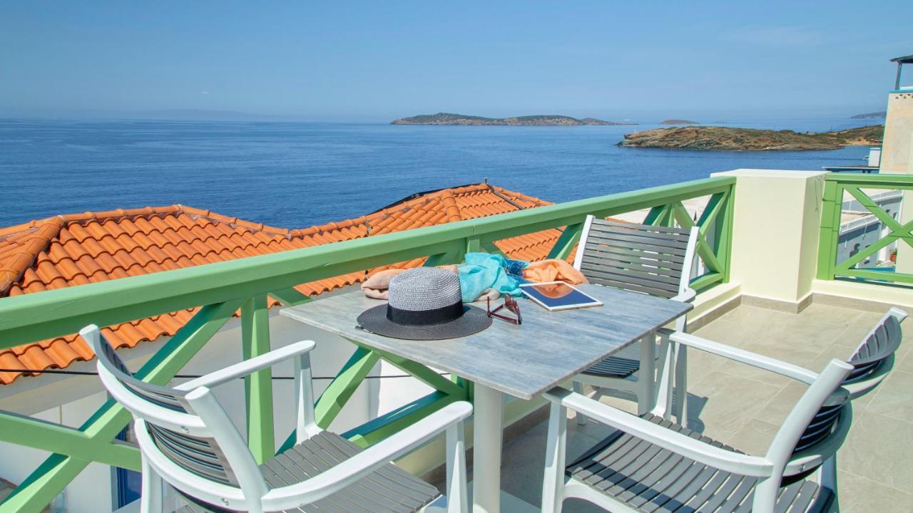 Corali Suites Andros Batsíon Exteriér fotografie