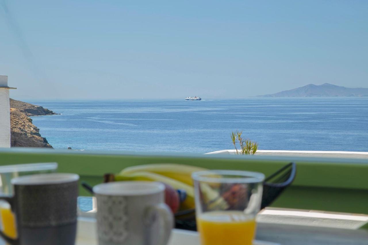Corali Suites Andros Batsíon Exteriér fotografie
