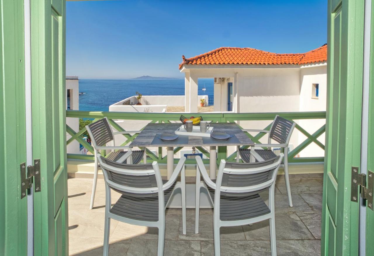 Corali Suites Andros Batsíon Exteriér fotografie