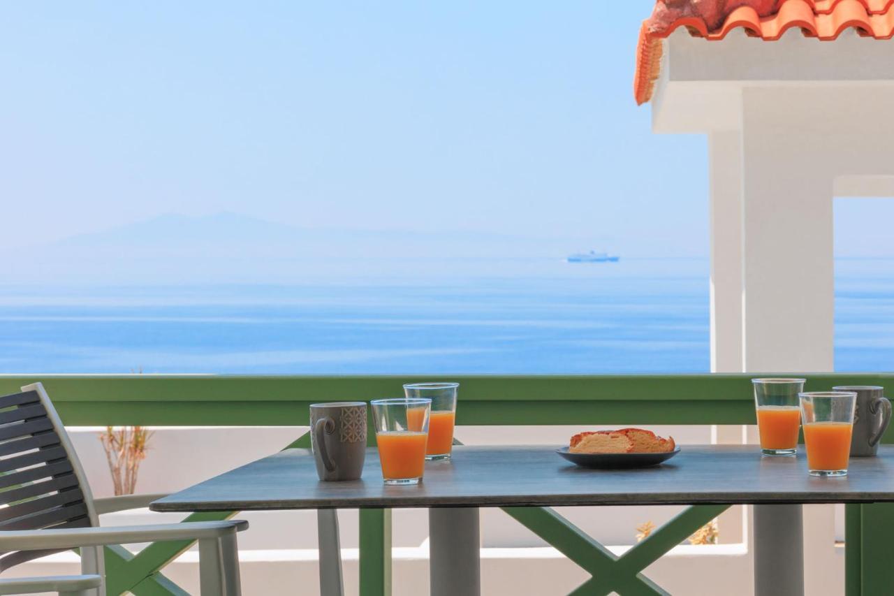 Corali Suites Andros Batsíon Exteriér fotografie