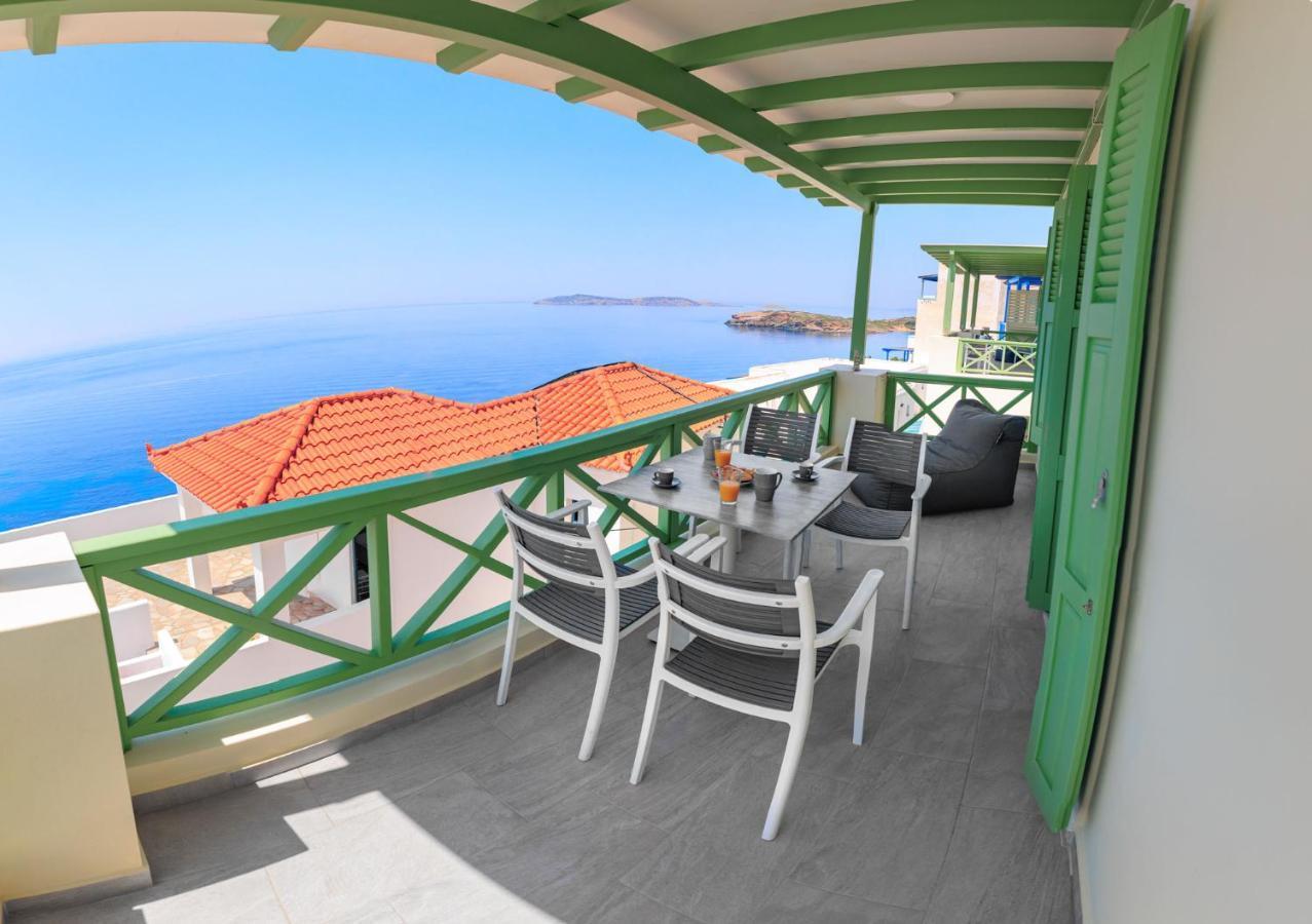 Corali Suites Andros Batsíon Exteriér fotografie