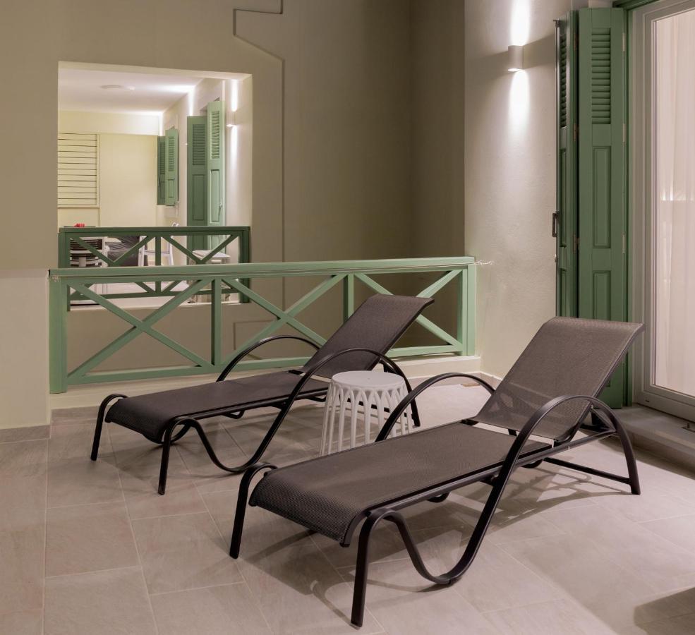 Corali Suites Andros Batsíon Exteriér fotografie